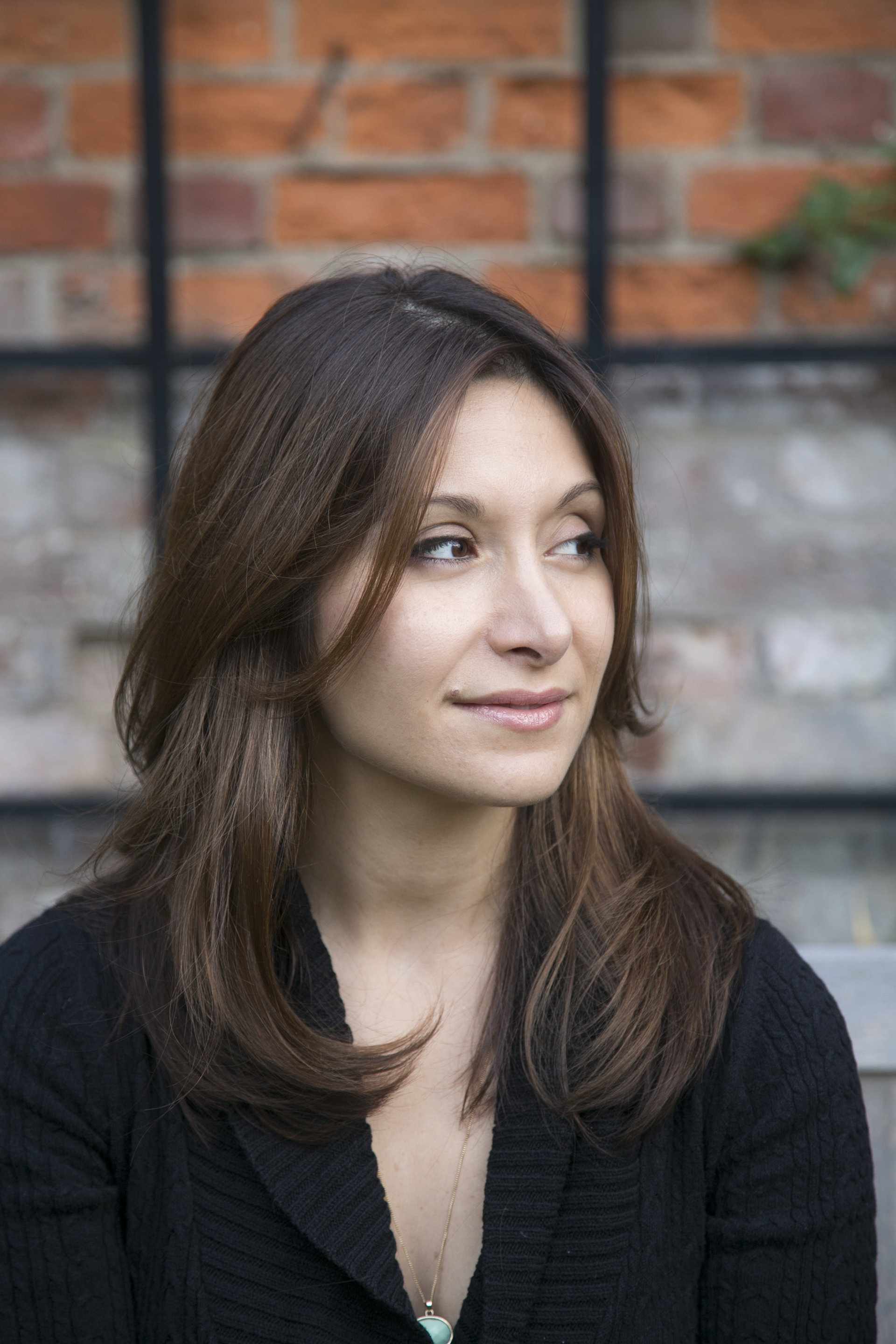 Author headshot of Dina Nayeri, photographed by Anna Leader